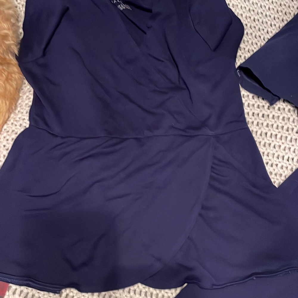 3 piece Jaanuu navy scrub set.